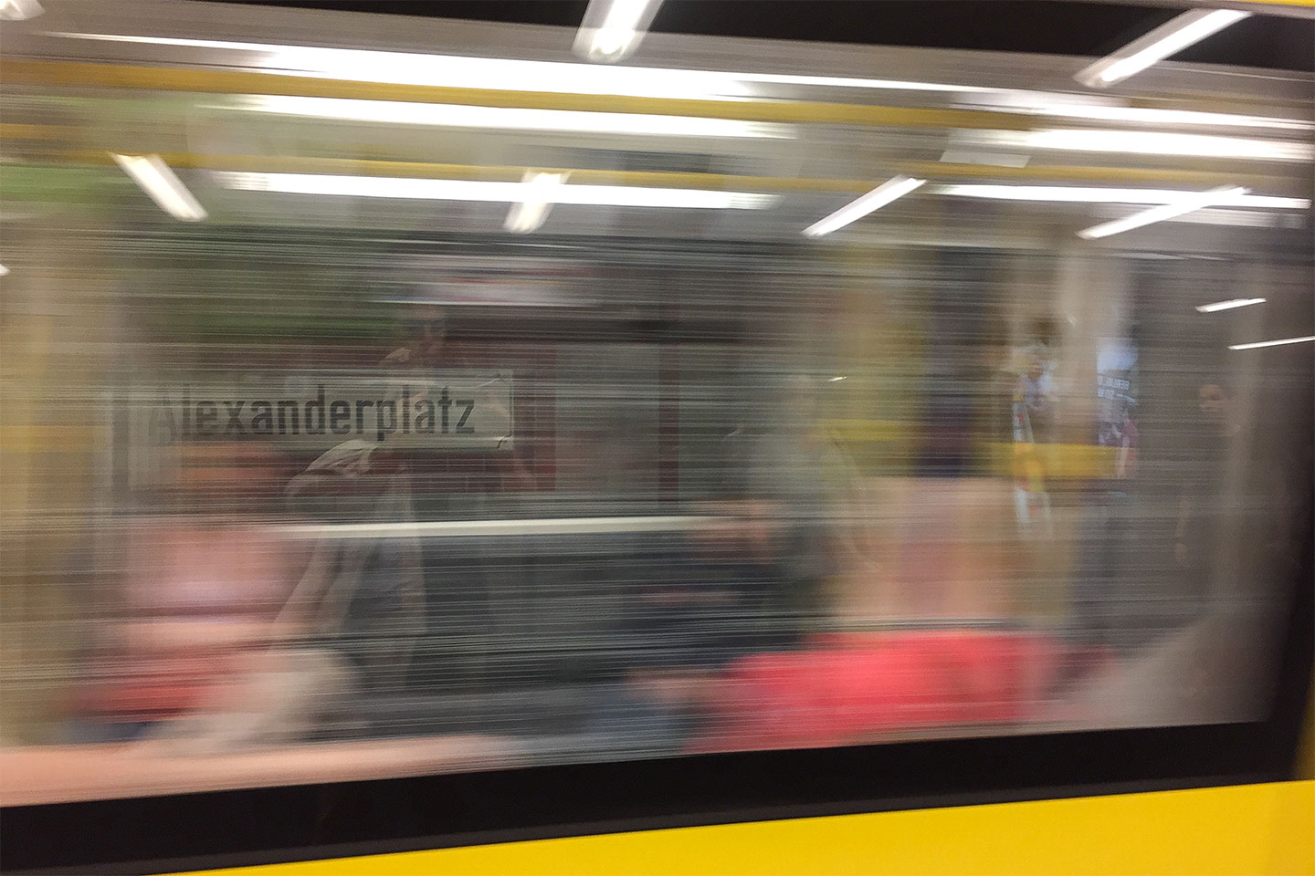 Alexanderplatz Plakat af Per S. Rensen – Unik Kunst til Hjemmet