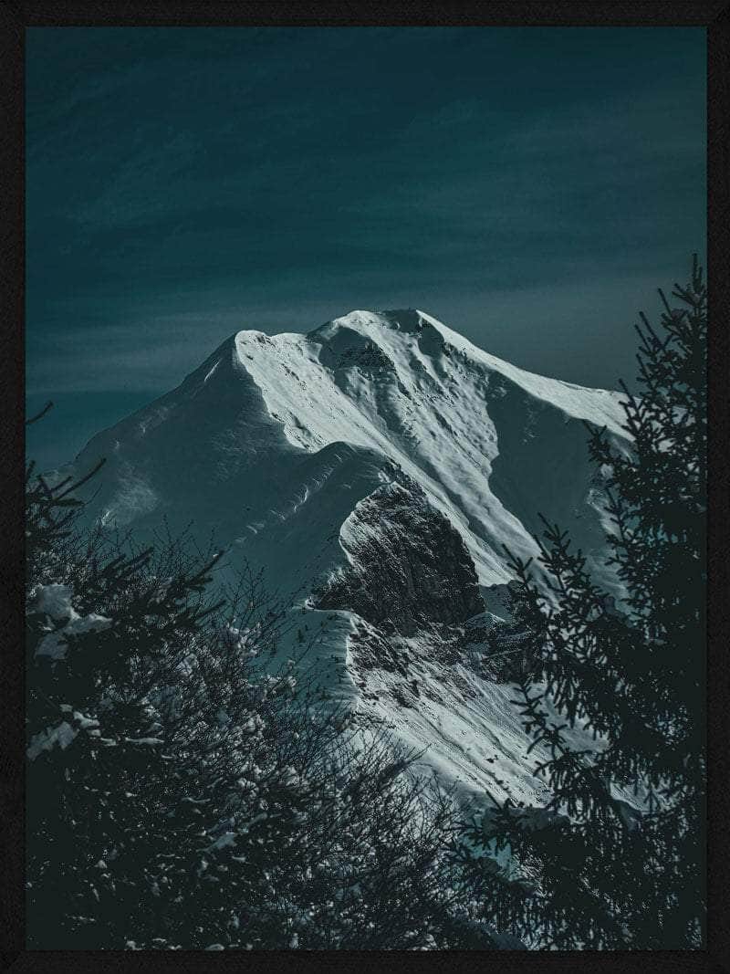 Sneklædt Bjergtop Plakat – Naturens Skønhed til Dit Hjem