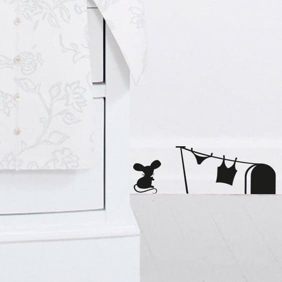 Sød Mus Med Vasketøj - Charmerende Wallsticker Tilbud!