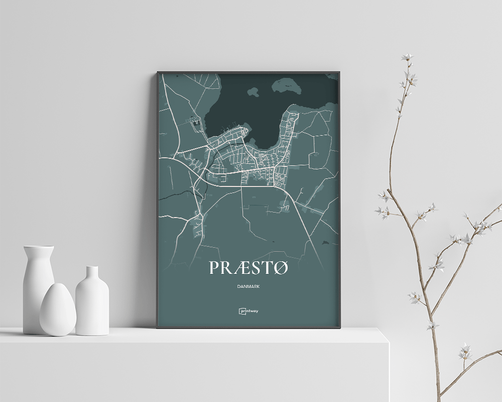 Præstø Bykort Plakat – Skovgrøn Minimalisme til Dit Hjem