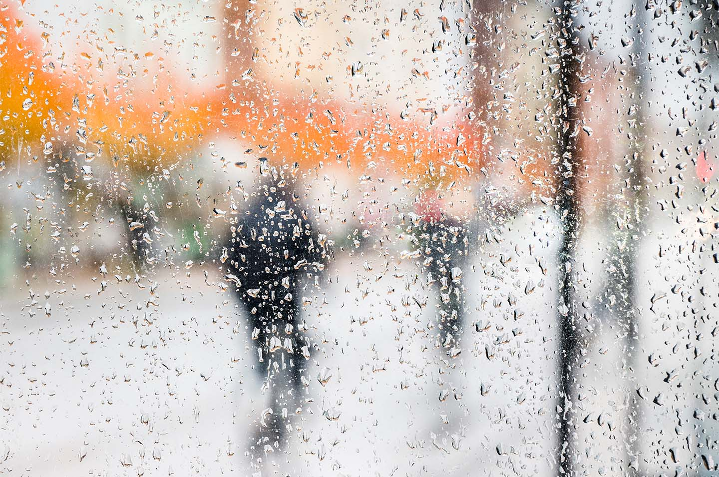 Raindrops   Klint Fotografi