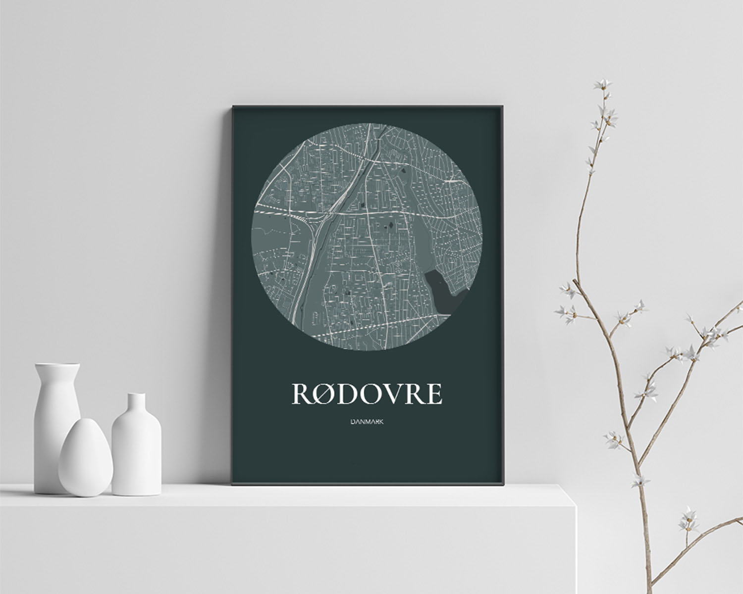 Rødovre Plakat i Skovgrøn – Minimalistisk Bykort 70x100 cm