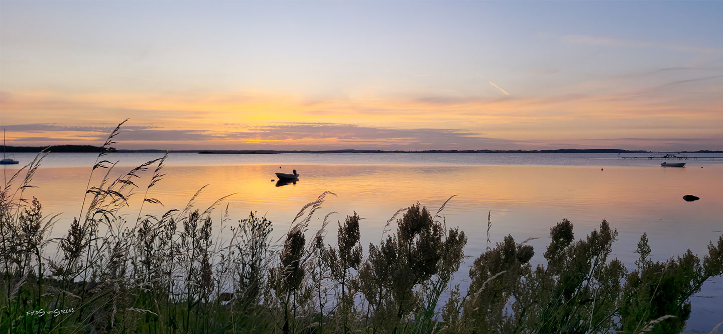 Solnedgang ved Strandkanten – Smukt vægkunstbillede