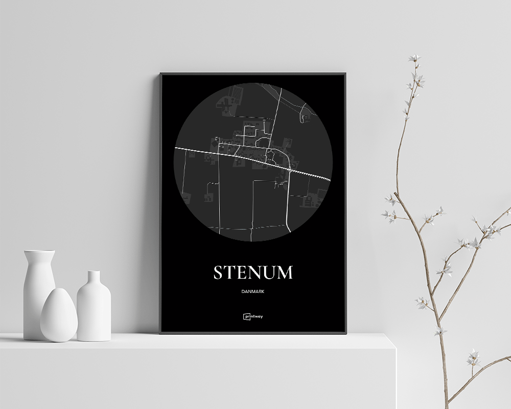 Stenum Bykort Plakat – Minimalistisk Design i Sort 70x100 cm
