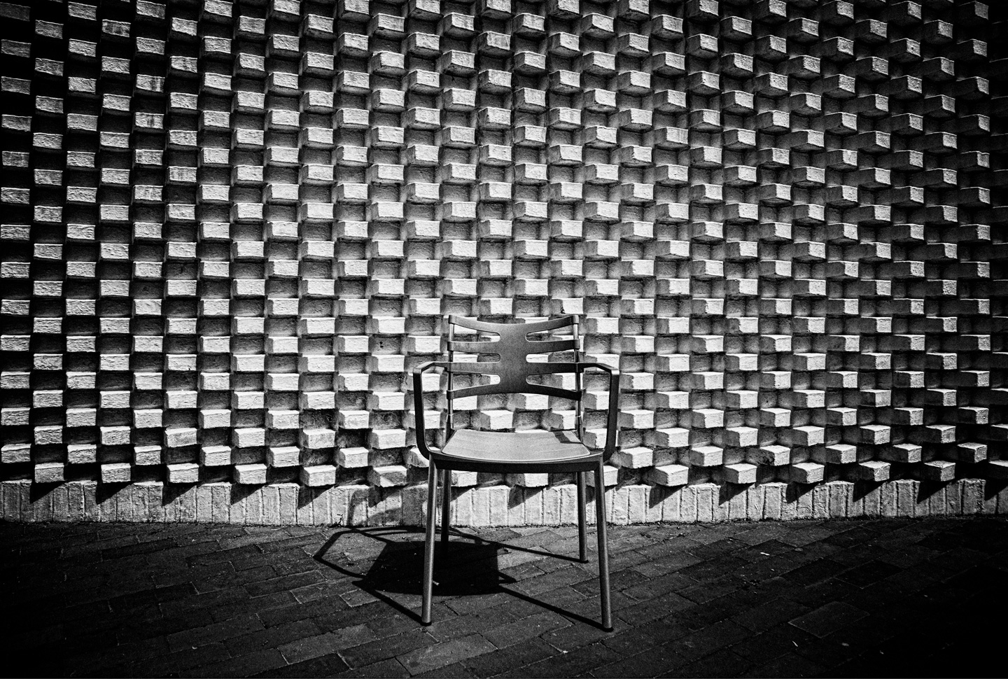 Stolen "The Chair" af Gustavo Orensztajn - Unik Kunst!