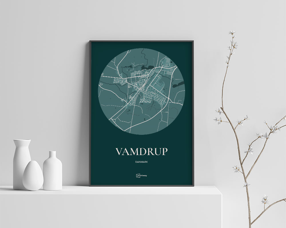 Vamdrup Bykort Plakat i Skovgrøn – Elegant Design 70x100 cm
