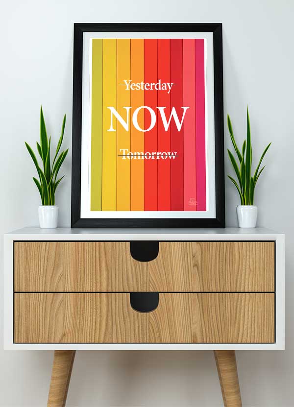 Farverig "Yesterday, Now, Tomorrow" Plakat - Black Friday Tilbud!