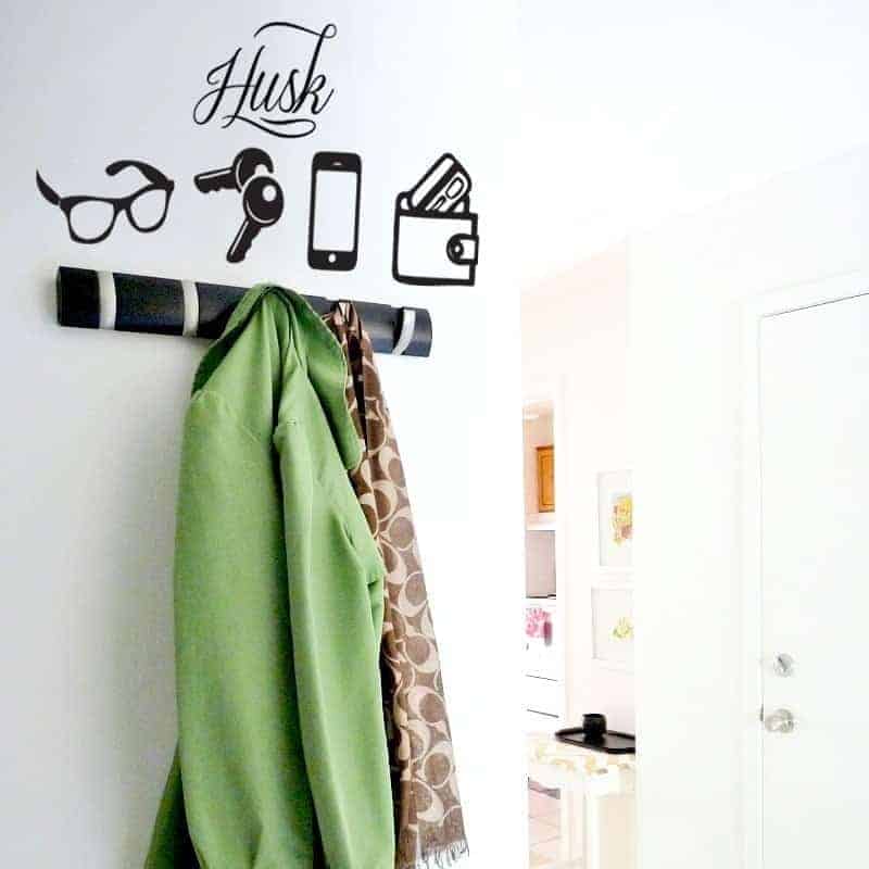 Husk Wallsticker