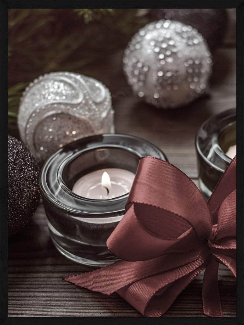 Lysende Juleplakat med Rød Sløjfe – Julestemning til Hjemmet!