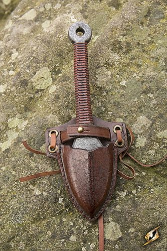 Brun Kunai Skede fra Epic Armoury til Live Rollespil
